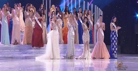 Màn chào hỏi của 127 thí sinh trong Miss World 2013
